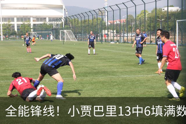 全能锋线！小贾巴里13中6填满数据栏 得到17分12板5助1断1帽